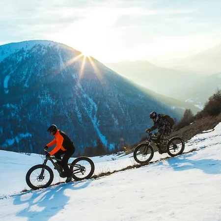Club Uappala Θέρετρο